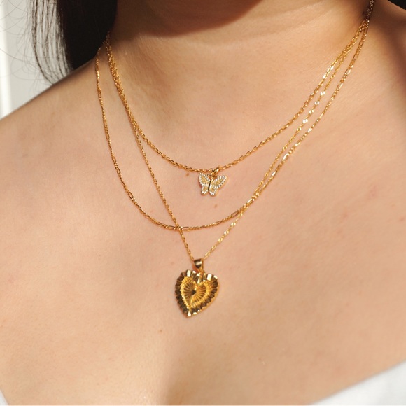 Textured Heart Pendant Necklace - Picture 3 of 4